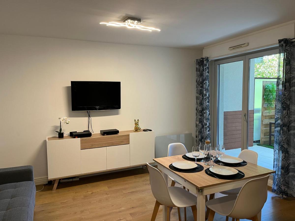 Deux Pieces Cosy A La Croisette Lägenhet Carrières-sous-Poissy Exteriör bild